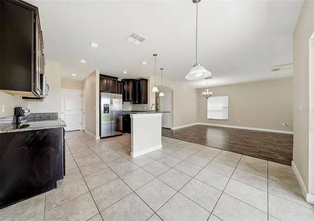 Photo 3 of Single family home for sale at 10147 Newminster Loop, Ruskin, FL 33573 | MLS# TB8556310 | Listing updated on 2026-10-12