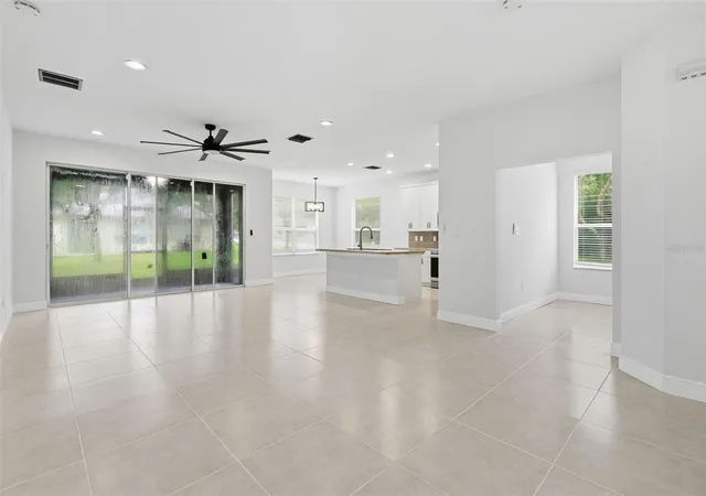 Photo 4 of Single family home for sale at 8201 Cypress Breeze Way, Tampa, FL 33647 | MLS# TB8556312 | Listing updated on 2026-10-08