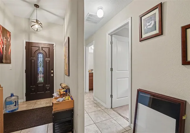 Photo 4 of Single family home for sale at 223 Cascade Bnd Dr, Ruskin, FL 33570 | MLS# TB8556317 | Listing updated on 2026-10-09