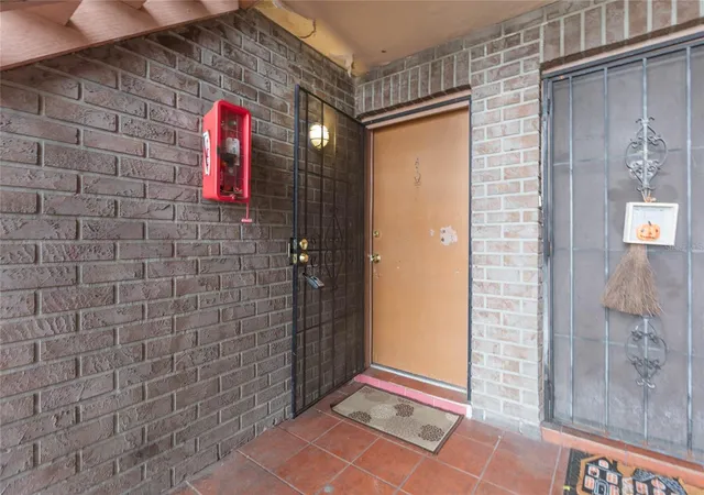 Photo 3 of Condo for sale at 9035 Westchester Cir #133, Tampa, FL 33604 | MLS# TB8556319 | Listing updated on 2026-10-09