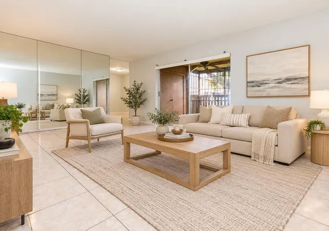 Listing Photo 4 - Condo for sale in building located at 9035 Westchester Cir, Tampa, FL 33604 - Unit #133