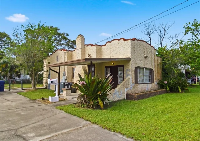 Single family home for sale at 444 Ave I SE, WINTER HAVEN, FL 33880 | MLS# TB8556320