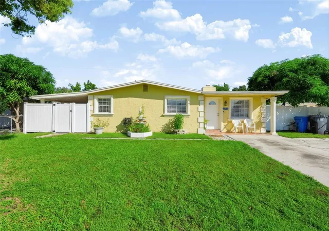 Single family home for sale at 4515 W North St, TAMPA, FL 33614 | MLS# TB8556325