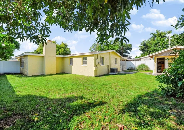 Photo 3 of Single family home for sale at 4515 W North St, Tampa, FL 33614 | MLS# TB8556325 | Listing updated on 2026-10-20
