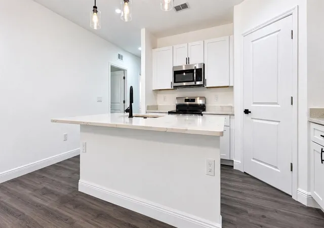 Photo 4 of Single family home for sale at 1028 S Terry Ave, Lakeland, FL 33815 | MLS# TB8556329 | Listing updated on 2026-10-09