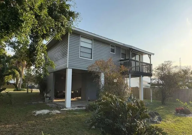 Photo 2 of Single family home for sale at 536 45th Street Ct W, Palmetto, FL 34221 | MLS# O6448452 | Listing updated on 2026-10-09