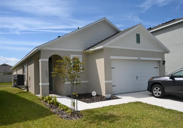 Photo 2 of Single family home for sale at 3306 Briarwood Grv Dr, Ocoee, FL 34761 | MLS# O6448457 | Listing updated on 2026-10-09