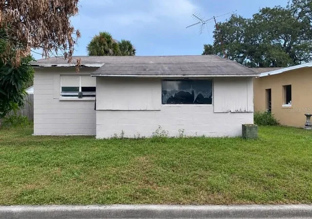 Photo 2 of Single family home for sale at 1781 Southland Ave, Melbourne, FL 32935 | MLS# O6448462 | Listing updated on 2026-10-09