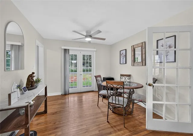Photo 4 of Single family home for sale at 627 Holly Pl, Lakeland, FL 33801 | MLS# TB8556340 | Listing updated on 2026-10-09