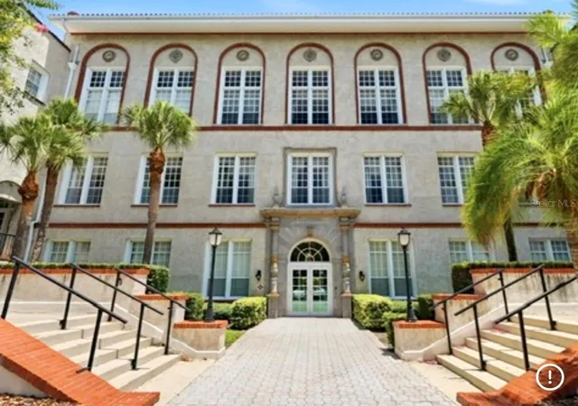 Condo for sale at 701 Mirror Lake Dr N #120, Saint Petersburg, FL 33701 | MLS# W7890202