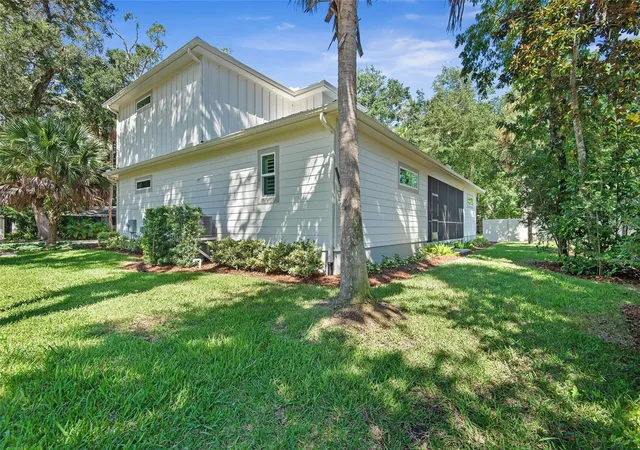 Photo 4 of Single family home for sale at 11 Dawson Dr, Palm Coast, FL 32137 | MLS# FC322013 | Listing updated on 2026-10-09