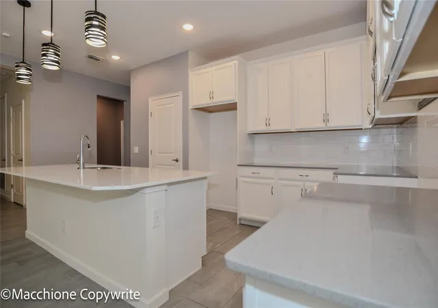 Photo 3 of Single family home for sale at 640 Fortuna Dr, Davenport, FL 33837 | MLS# L4965645 | Listing updated on 2026-10-10