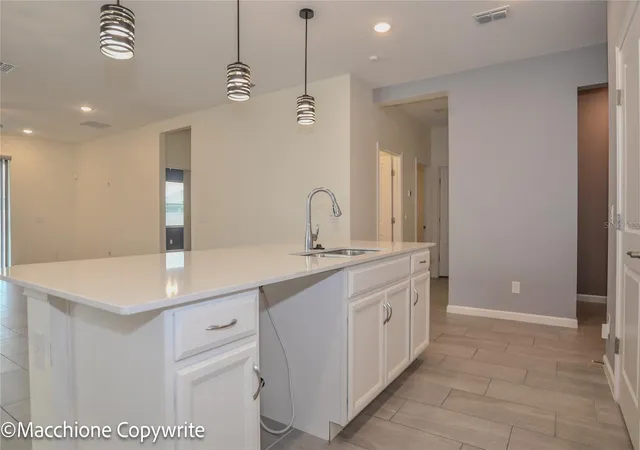 Photo 3 of Single family home for sale at 640 Fortuna Dr, Davenport, FL 33837 | MLS# L4965645 | Listing updated on 2026-10-10