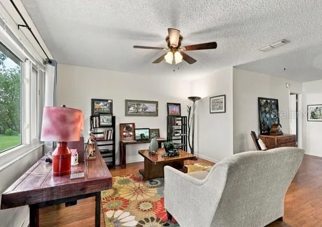 Photo 3 of Single family home for sale at 17565 Se 102nd Avenue, Summerfield, FL 34491 | MLS# OM733717 | Listing updated on 2026-10-09