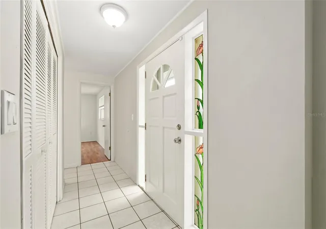 Photo 4 of Single family home for sale at 517 Peach St, Venice, FL 34285 | MLS# A4708968 | Listing updated on 2026-10-09