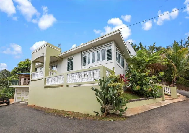Photo 1 of Single family home for sale at 803 Bo Cedro Arriba Km 92, Naranjito, PR 00719 | MLS# PR9124846 | Listing updated on 2026-10-15