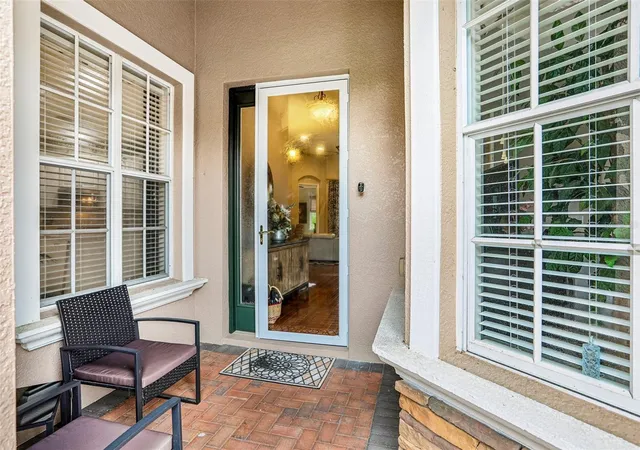 Photo 4 of House for sale at 27443 Mistflower Dr, Wesley Chapel, FL 33544 | MLS# TB8556365 | Listing updated on 2026-10-11