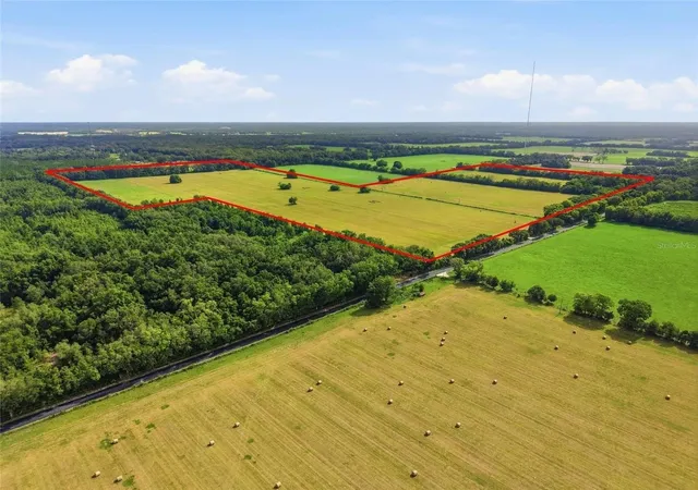 Photo 1 of Land for sale at 22318 SW 30th Avenue, Newberry, FL 32669 | MLS# S5159168 | Listing updated on 2026-10-15