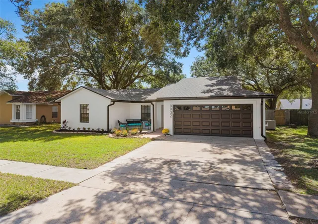 Photo 2 of Single family home for sale at 9932 Earlston St, Orlando, FL 32817 | MLS# O6448505 | Listing updated on 2026-10-09