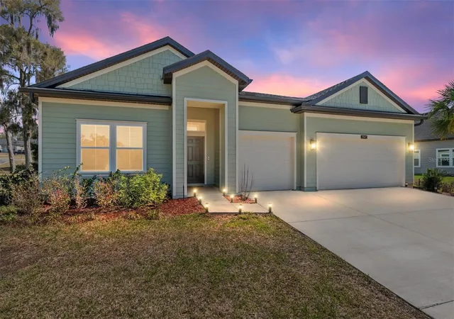Single family home for sale at 19692 SW 77th Loop W, DUNNELLON, FL 34432 | MLS# OM733722