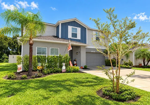 Photo 1 of Single family home for sale at 5685 Arlington River Dr, Lakeland, FL 33811 | MLS# L4965648 | Listing updated on 2026-10-09