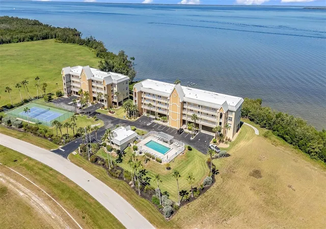 Photo 4 of Condo for sale at 101 N Marion Ct #122, Punta Gorda, FL 33950 | MLS# C7531774 | Listing updated on 2026-10-21