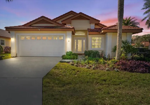 Photo 2 of Single family home for sale at 2 San Pablo Ct, Palm Coast, FL 32137 | MLS# FC322016 | Listing updated on 2026-10-09