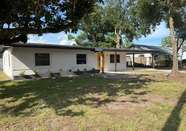 Single family home for sale at 209 Plz Oval, CASSELBERRY, FL 32707 | MLS# S5159171