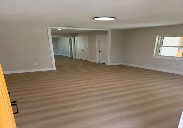 Photo 2 of Single family home for sale at 209 Plz Oval, Casselberry, FL 32707 | MLS# S5159171 | Listing updated on 2026-10-09
