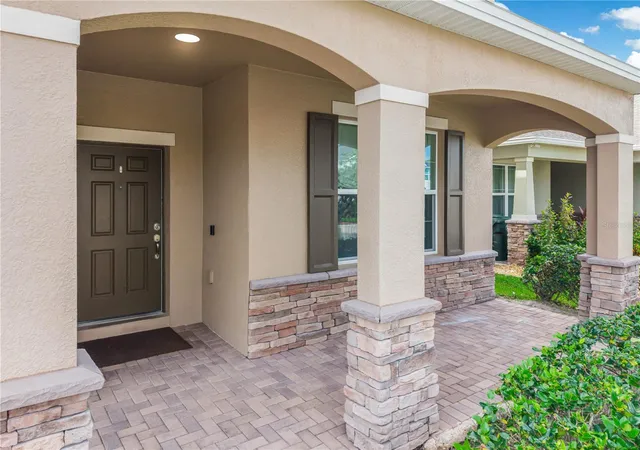 Photo 2 of Single family home for sale at 3761 Mt Vernon Way, Kissimmee, FL 34741 | MLS# S5159172 | Listing updated on 2026-10-09