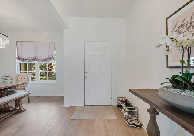 Photo 3 of Single family home for sale at 3761 Mt Vernon Way, Kissimmee, FL 34741 | MLS# S5159172 | Listing updated on 2026-10-09