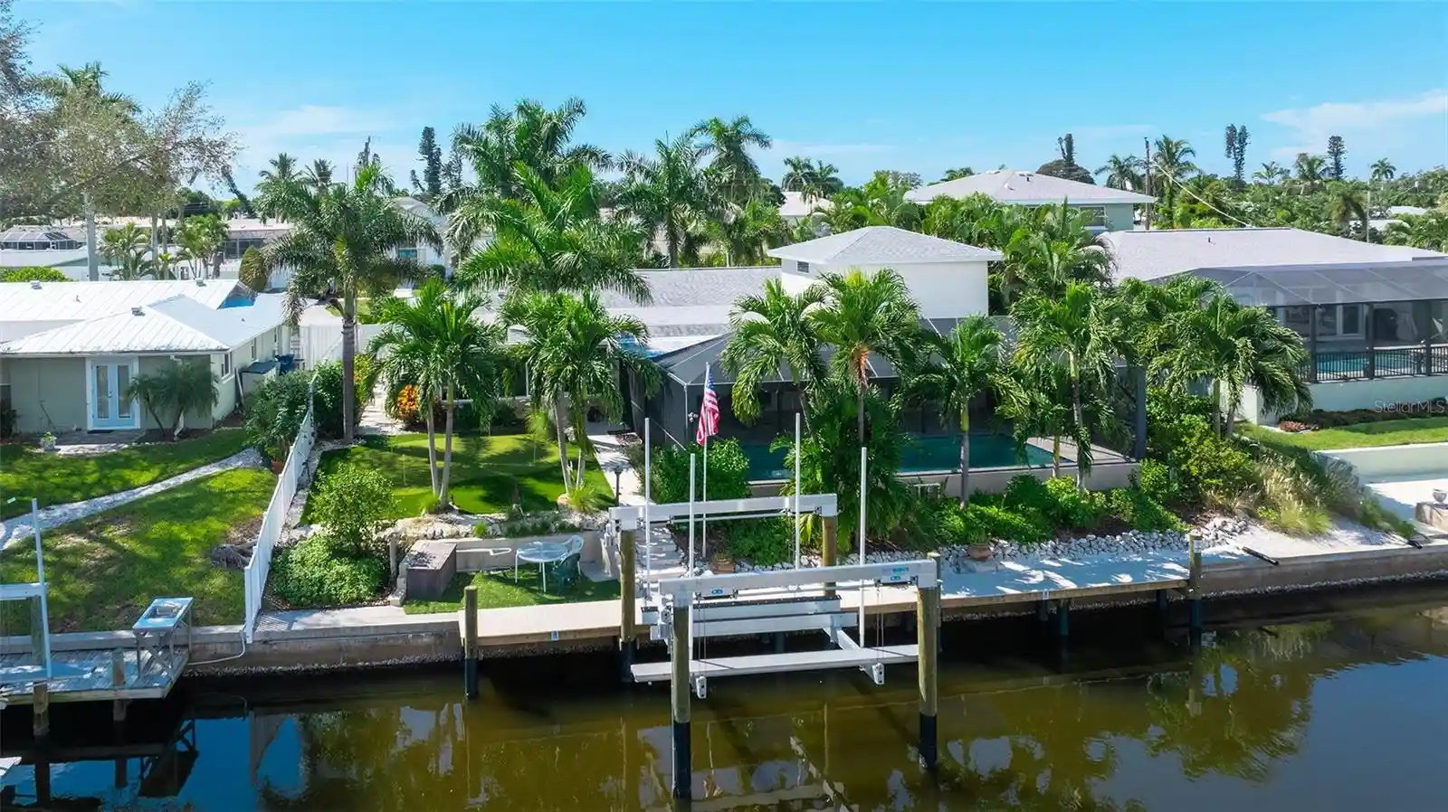 Photo 3 of Single family home for sale at 4907 Coral Blvd, Bradenton, FL 34210 | MLS# A4708981 | Listing updated on 2026-10-23