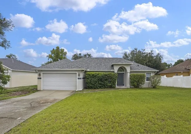Photo 1 of Single family home for sale at 1725 Hernando Ave, Deltona, FL 32725 | MLS# V4951722 | Listing updated on 2026-10-09