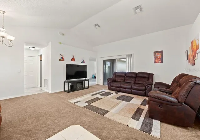Photo 4 of Single family home for sale at 1725 Hernando Ave, Deltona, FL 32725 | MLS# V4951722 | Listing updated on 2026-10-09