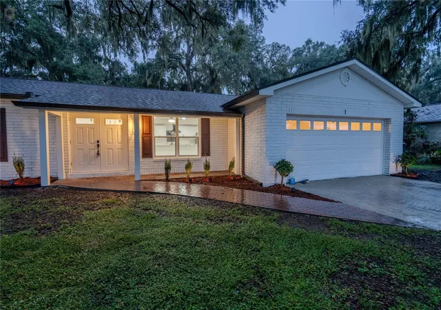 Photo 1 of Single family home for sale at 611 Rooks Rd, Seffner, FL 33584 | MLS# TB8556388 | Listing updated on 2026-10-10