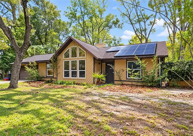 Photo 1 of Single family home for sale at 7304 Sw 18th Place, Gainesville, FL 32607 | MLS# GC544060 | Listing updated on 2026-10-09