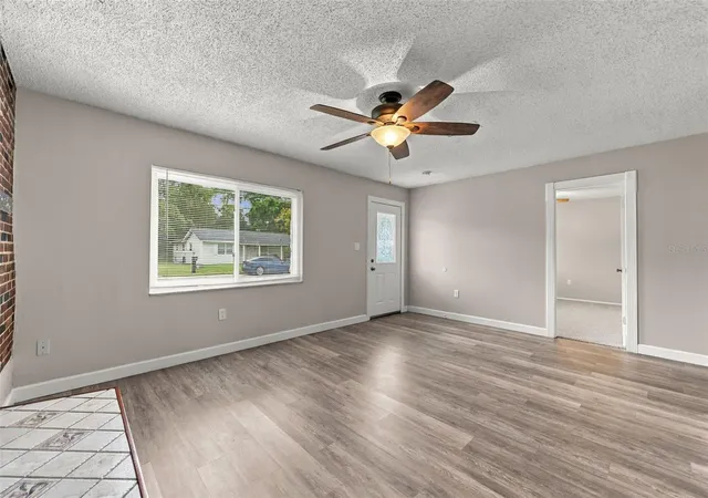 Photo 1 of Single family home for sale at 252 W Palmetto Ave, Longwood, FL 32750 | MLS# O6448521 | Listing updated on 2026-10-21