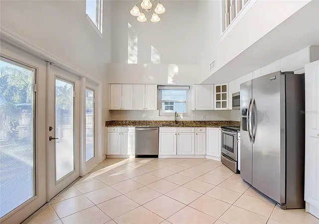 Photo 3 of Single family home for sale at 607 Breezeway Ct, Brandon, FL 33511 | MLS# TB8556405 | Listing updated on 2026-10-23