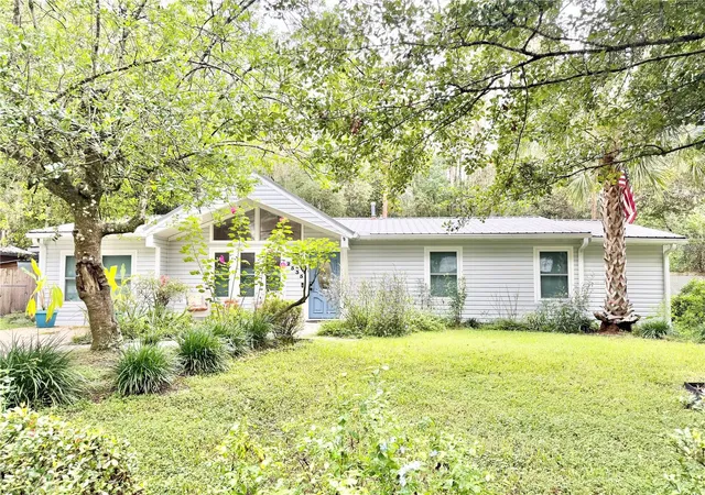 Photo 1 of Single family home for sale at 2535 Nw 49th Place, Gainesville, FL 32605 | MLS# GC544062 | Listing updated on 2026-10-09