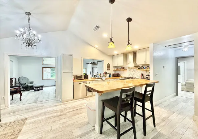 Photo 2 of Single family home for sale at 2535 Nw 49th Place, Gainesville, FL 32605 | MLS# GC544062 | Listing updated on 2026-10-09