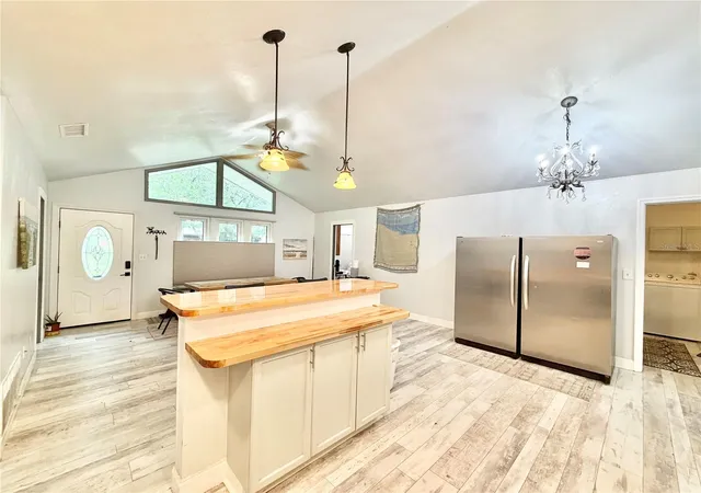 Photo 4 of Single family home for sale at 2535 NW 49th Place, Gainesville, FL 32605 | MLS# GC544062 | Listing updated on 2026-10-09
