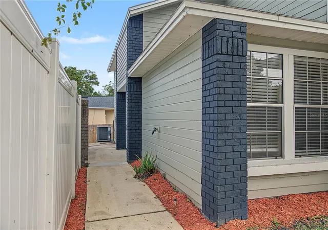 Photo 2 of Multi family home for sale at 208 Alston Dr, Orlando, FL 32835 | MLS# O6448538 | Listing updated on 2026-10-29