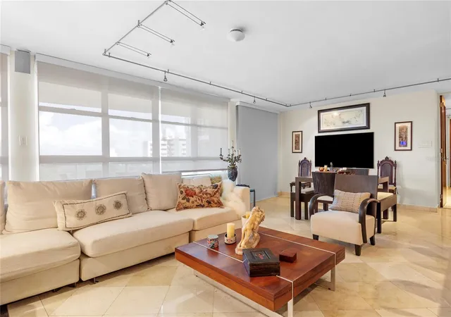 Photo 2 of Condo for sale at 25 Fernández Juncos Ave #504, San Juan, PR 00901 | MLS# PR9124851 | Listing updated on 2026-10-14