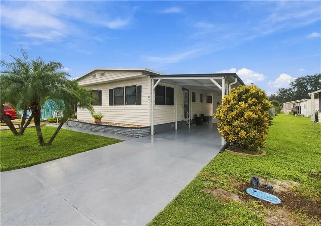 Photo 2 of Manufactured home for sale at 104 52nd Avenue Plz E, Bradenton, FL 34203 | MLS# TB8556411 | Listing updated on 2026-10-09