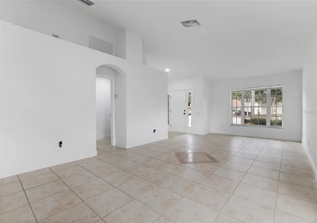 Photo 4 of Single family home for sale at 12315 Twinkling Star Pl, Riverview, FL 33578 | MLS# O6448542 | Listing updated on 2026-10-10