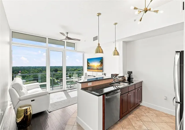 Photo 3 of Condo for sale at 101 S Eola Dr #905, Orlando, FL 32801 | MLS# TB8556415 | Listing updated on 2026-10-10