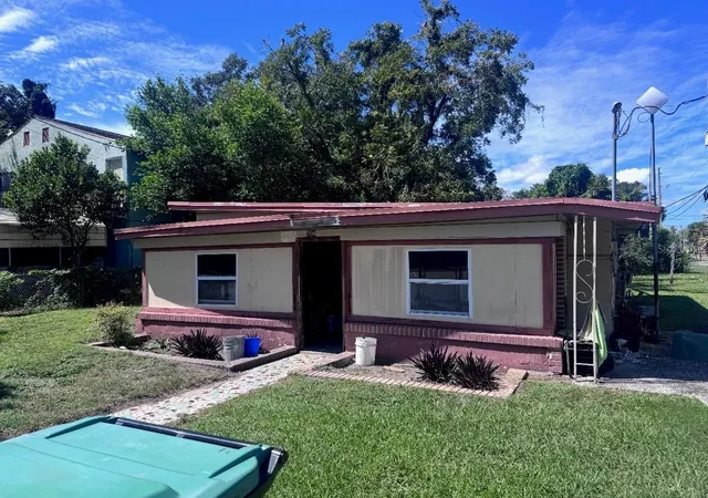 Single family home for sale at 704 S Ivey Ln, ORLANDO, FL 32811 | MLS# O6448544