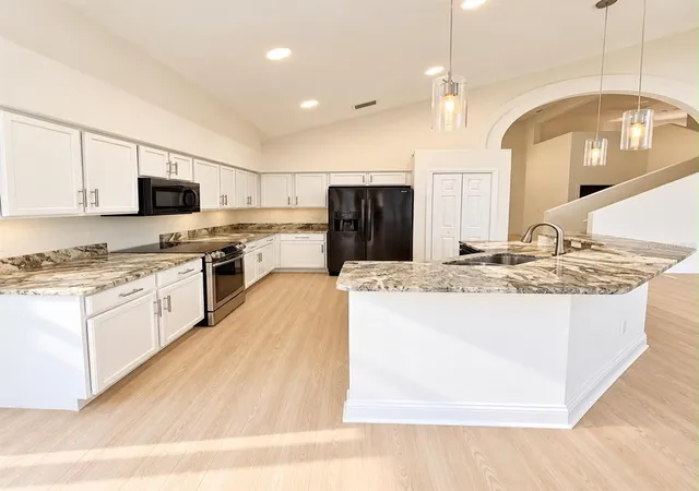 Photo 2 of Single family home for sale at 2141 Falkner Rd, Maitland, FL 32751 | MLS# S5159176 | Listing updated on 2026-10-09