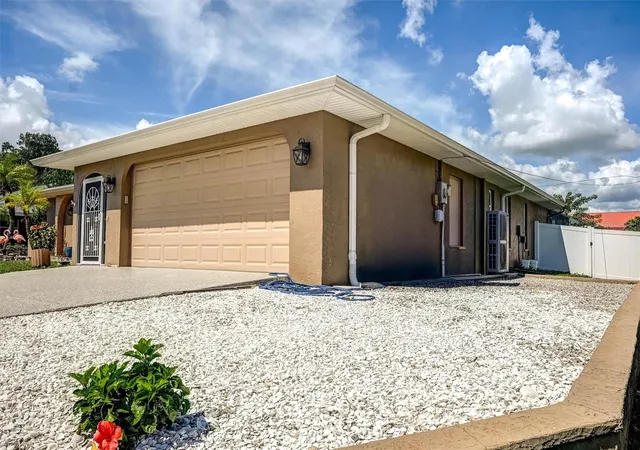 Photo 3 of Single family home for sale at 726 Calvert Ave, Port Charlotte, FL 33948 | MLS# TB8556436 | Listing updated on 2026-10-09