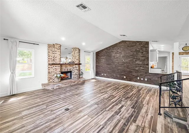 Photo 3 of Single family home for sale at 15561 Patriot Dr, Brooksville, FL 34601 | MLS# TB8556440 | Listing updated on 2026-10-18